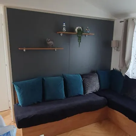 Mh 148, Bois Dormant, 2ch, 4 Pers Campingplads
